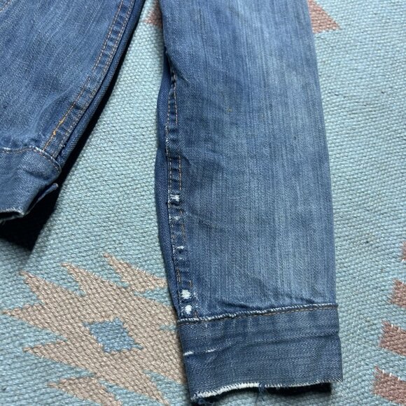 Vintage 70s Levi’s for gals denim trucker jacket big E distressed women S/M - Picture 4 of 16